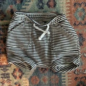 Old Navy Stripped Shorts
